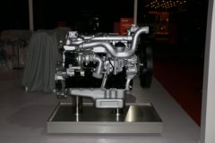 中国重汽MC09.38-60 380马力 9L 国六 柴油发动机