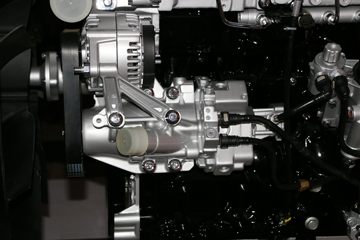 MC13系列&nbsp;发动机外观                                                图片