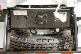 杰狮&nbsp;混凝土搅拌车上装                                                图片