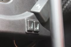 一汽解放 新J6P重卡 质惠版 460马力 8X4 9.5米栏板载货车(CA1310P66K24L7T4E5)