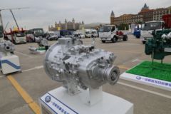 一汽解放CA8TAX090M 8挡 手动挡变速箱