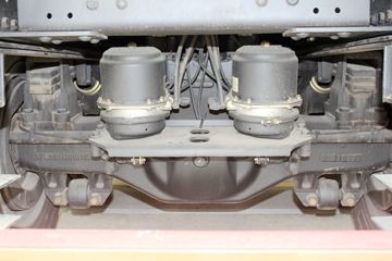 һ����� ��J6P�ؿ� 390���� 6X4 5.6����ж��(CA3250P66K2L1T1AE5)ͼƬ