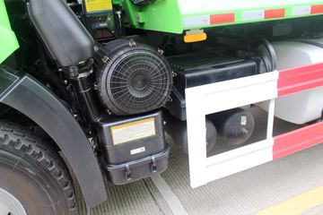 һ����� ��J6P�ؿ� 390���� 6X4 5.6����ж��(CA3250P66K2L1T1AE5)ͼƬ