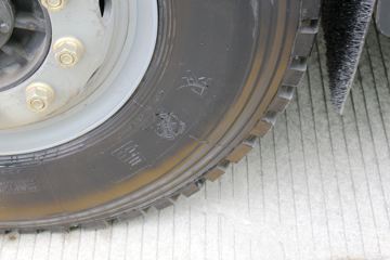 һ����� ��J6P�ؿ� 390���� 6X4 5.6����ж��(CA3250P66K2L1T1AE5)ͼƬ