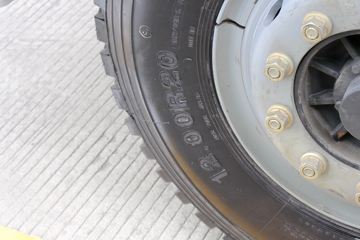 һ����� ��J6P�ؿ� 390���� 6X4 5.6����ж��(CA3250P66K2L1T1AE5)ͼƬ