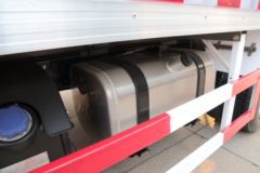 中国重汽HOWO 悍将 170马力 4X2 4.1米冷藏车(国六)(ZZ5047XLCG3315F145)