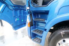 上汽红岩 杰狮重卡C500e 560马力 6X4牵引车(采埃孚16挡)(CQ4256HYVG334)