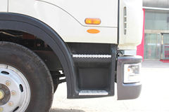 江淮 格尔发A3系列中卡 150马力 4X2 厢式载货车(HFC5162XXYK1R1T)(亮剑者II中卡)