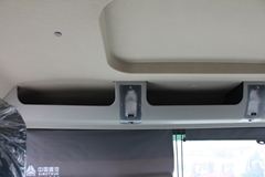 中国重汽 HOKA H7系重卡 336马力 6X4 5.6米自卸车(ZZ3253N3841C)