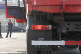 HOKA H7&nbsp;自卸车底盘                                                图片