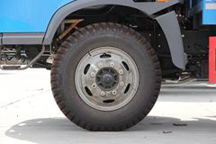 解放 骏威(J5K)中卡 130马力 4X2 栏板载货车(CA1133P9K2L4E)
