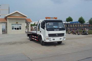 东风 多利卡 120马力 4X2 清障车(江特牌)(JDF5080TQZ)