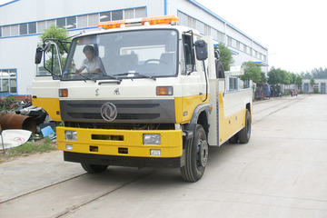 东风商用车 153系列 170马力 4X2 清障车(江特牌)(JDF5161TQZG)