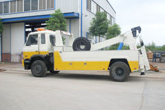 东风商用车 153系列 170马力 4X2 清障车(江特牌)(JDF5161TQZG)