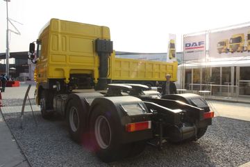 达夫XF&nbsp;牵引车外观                                                图片