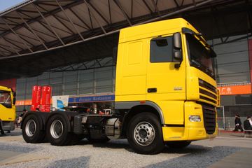 达夫XF&nbsp;牵引车外观                                                图片