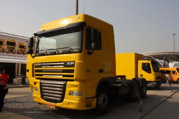 达夫XF&nbsp;牵引车外观                                                图片