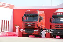 东风柳汽 乘龙M7C重卡 450马力 6X4牵引车(康明斯)(LZ4250)