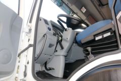 上汽红岩 金刚M500 390马力 6X4 5.6米 LNG自卸车(CQ5256ZLJHTG384TB) 上汽红岩 金刚M500 390马力 6X4 5.6米 LNG自卸车(CQ5256ZLJHTG384TB)