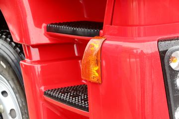 �������� ��ʨM500 350���� 8X4 �泵�������䳵ͼƬ