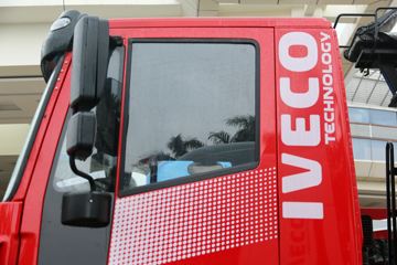 �������� ��ʨM500 350���� 8X4 �泵�������䳵ͼƬ