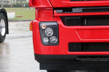 �������� ��ʨM500 350���� 8X4 �泵�������䳵ͼƬ