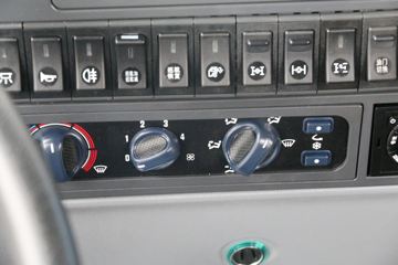 �������� ��ʨM500 350���� 8X4 �泵�������䳵ͼƬ