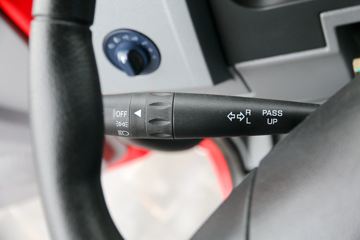 �������� ��ʨM500 350���� 8X4 �泵�������䳵ͼƬ