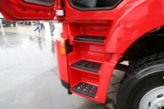 上汽红岩 杰狮M500 350马力 8X4 随车起重运输车