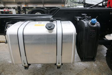 �������� ��ʨM500 350���� 8X4 �泵�������䳵ͼƬ