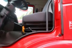 上汽红岩 杰卡 350马力 8X4 6.8米自卸车(CQ5316ZLJZTVG336)