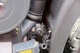 红岩杰卡&nbsp;自卸车底盘                                                图片