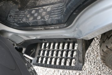 ���� ����TS 110���� 4.14�׵�����ʽ�Ῠ(��ɲ)(BJ5045XXY-F2)ͼƬ