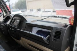 奥驰EV&nbsp;电动载货车内饰图片