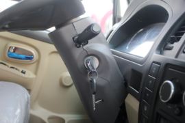 奥驰EV&nbsp;电动载货车内饰图片