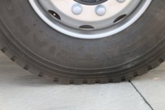 大运 新N8E重卡 标载型 350马力 4X2牵引车(高顶)(CGC4180D5DAAD)