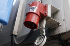 福田 欧曼GTL 6系重卡 460马力 8X4 中置轴冷藏车