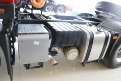 大运 新N8E重卡 标载型 375马力 6X4牵引车(CGC4250D5ECCE)