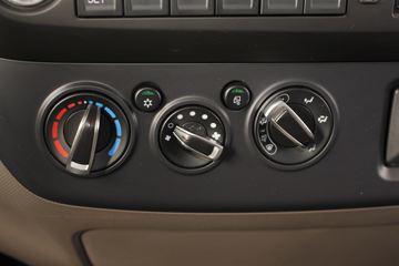 ���� ŷ����S3ϵ ��ֵɽ���� 143���� 4.14�׵�����ʽ�ῨͼƬ