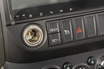 ���� ŷ����S3ϵ ��ֵɽ���� 143���� 4.14�׵�����ʽ�ῨͼƬ