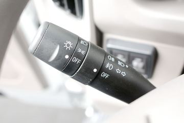���� ŷ����S3ϵ ��ֵɽ���� 143���� 4.14�׵�����ʽ�ῨͼƬ