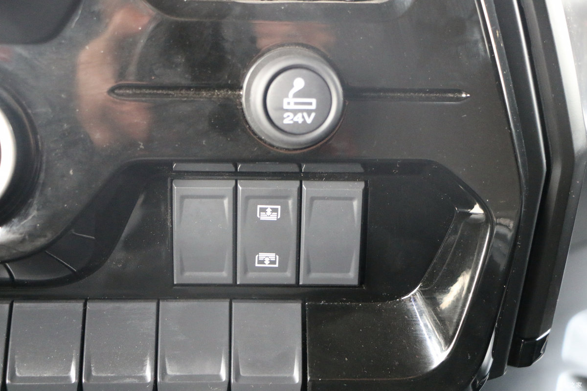  HV5ؿ Ч 470 6X4ǣ(SXQ4250J4B4D5)ʻ                                               