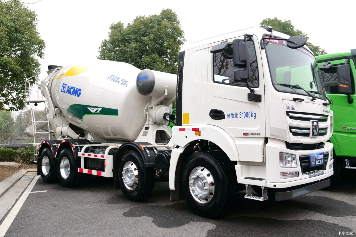 徐工 漢風(汉风)G5 350马力 8X4 7.1方混凝土搅拌车(10档)