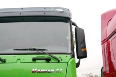 徐工 漢風(汉风)G7 336马力 8X4 5.6米渣土自卸车(NXG5310ZLJW5A)