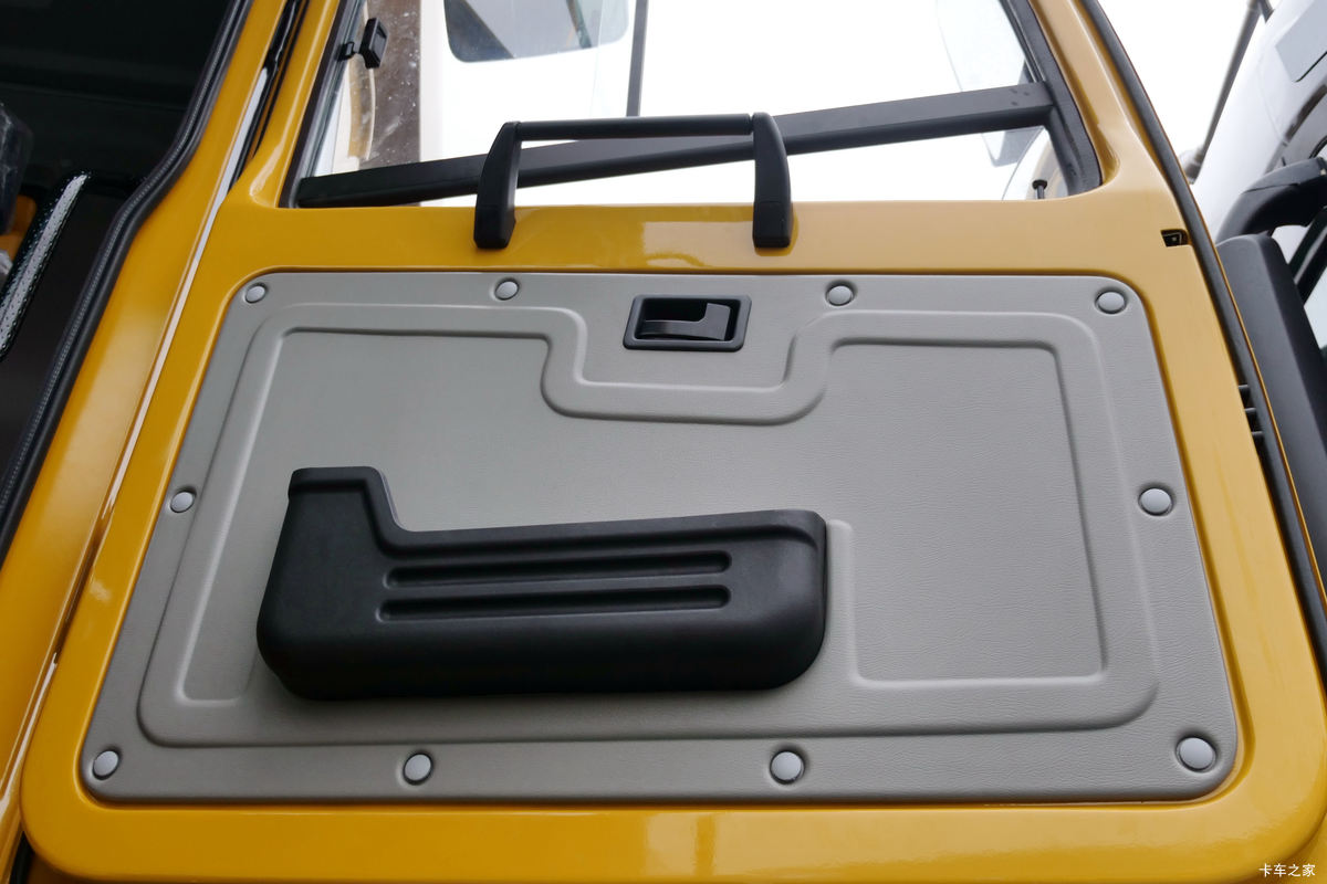 �칤 �h��P9 310���� 6X4 ���˼�ʻ���������ж�����                                                