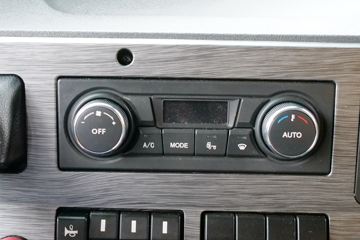 �칤 �h��P9 310���� 6X4 ���˼�ʻ���������ж��ͼƬ