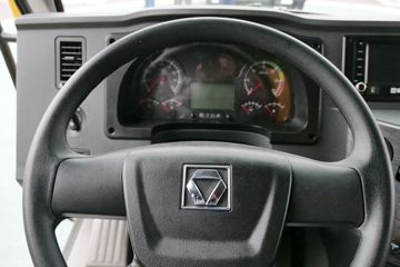 漢沃P9 非公路矿用自卸车驾驶室                                               图片