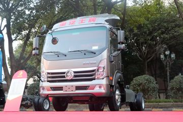 中国重汽成都商用车 瑞狮 160马力 4X2 CNG 4.15米单排轻卡底盘