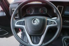 中国重汽成都商用车 瑞狮 160马力 4X2 CNG 4.15米单排轻卡底盘 中国重汽成都商用车 瑞狮 160马力 4X2 CNG 4.15米单排轻卡底盘