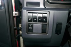 中国重汽成都商用车 瑞狮 160马力 4X2 CNG 4.15米单排轻卡底盘 中国重汽成都商用车 瑞狮 160马力 4X2 CNG 4.15米单排轻卡底盘